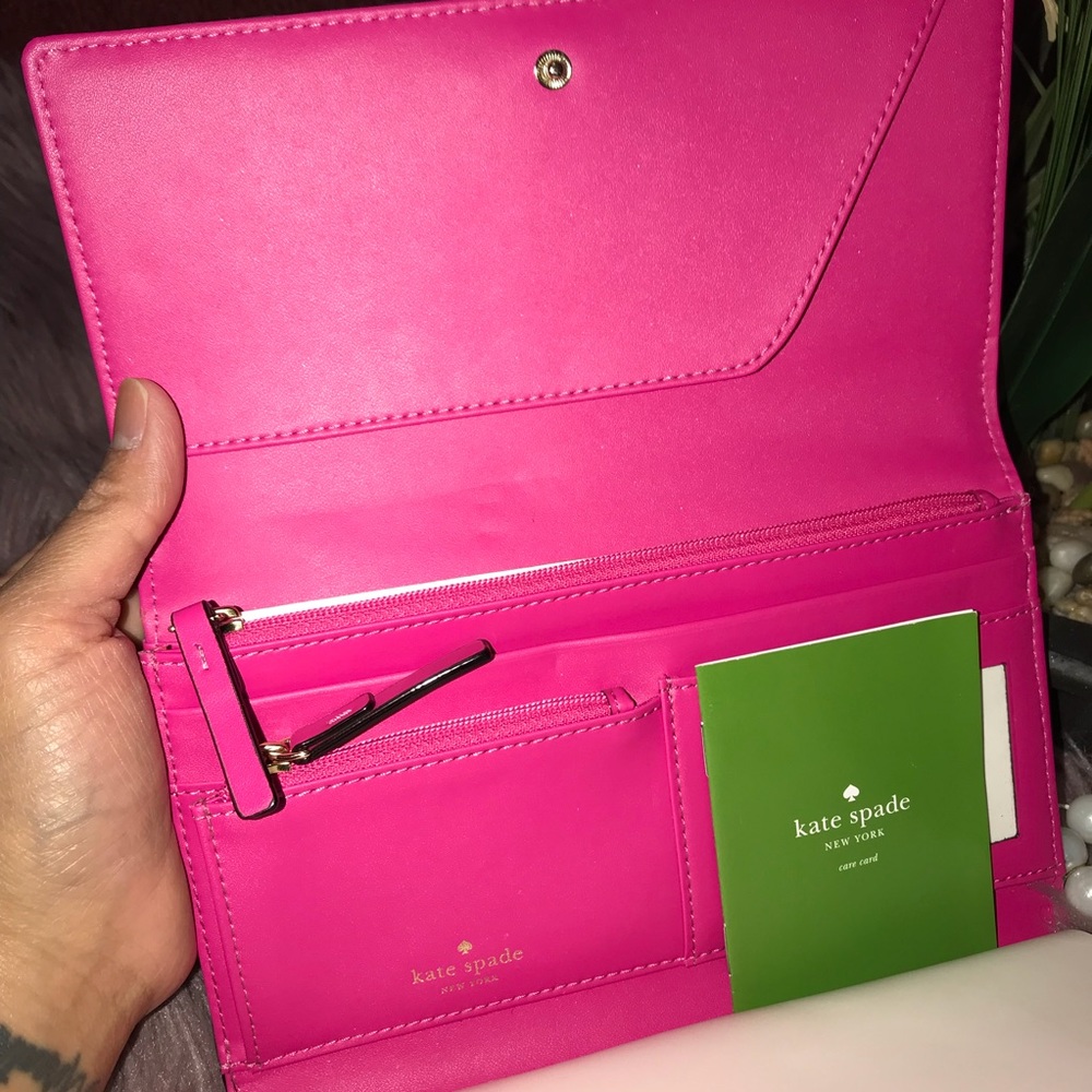 Kate Spade 👑❤️ - Picture 4 of 5